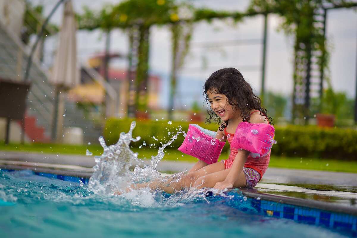 kiddie pool toys