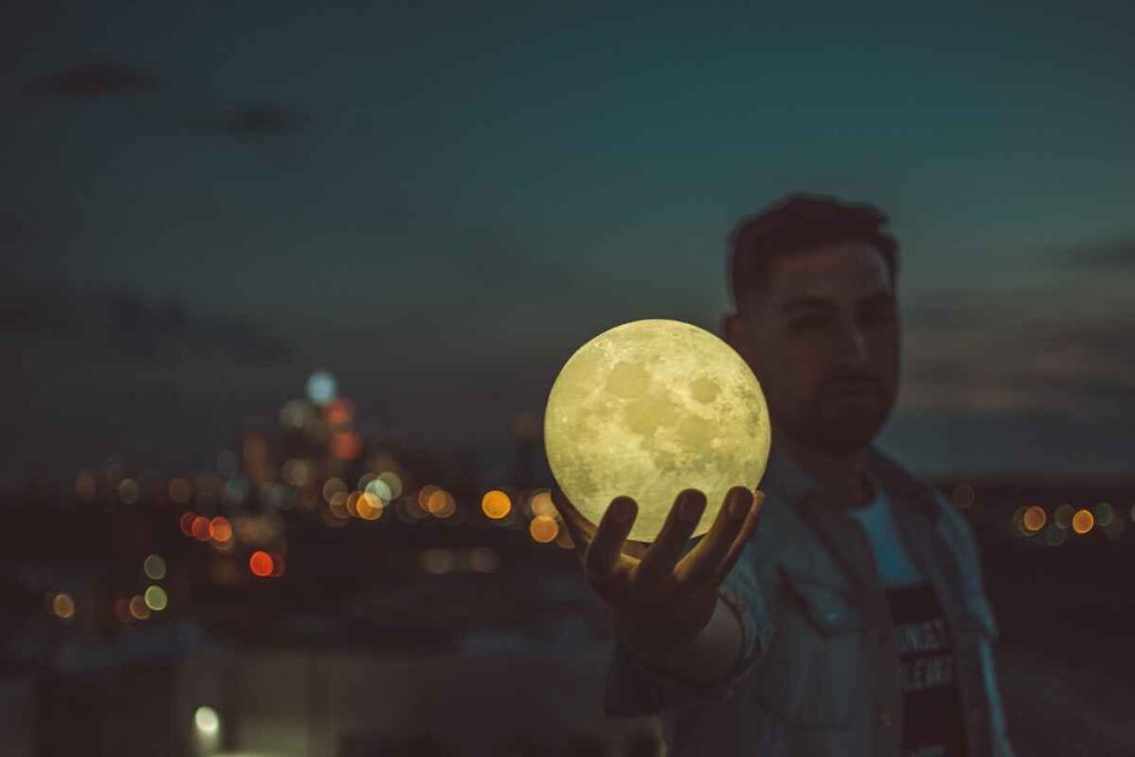 baby names that mean moon